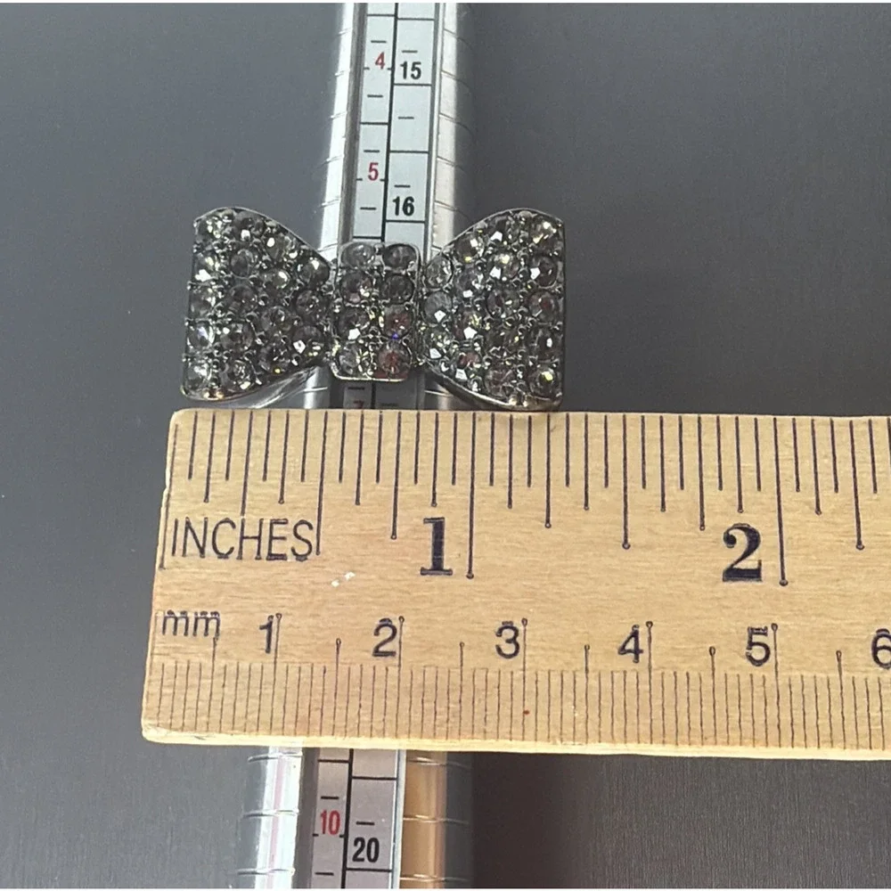 Rhinestone Bow Ring Silver Tone Cocktail Statement Ring Size 6 Gothic Glam Bling
